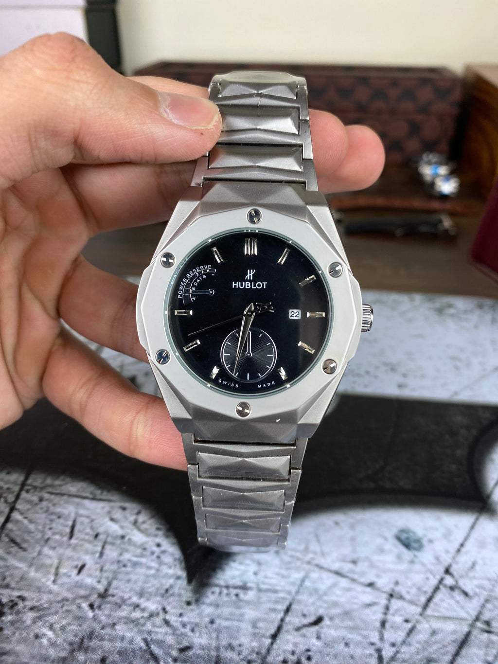 HUBLOT Classic Fusion Power Reserve – Titanium Steel Edition