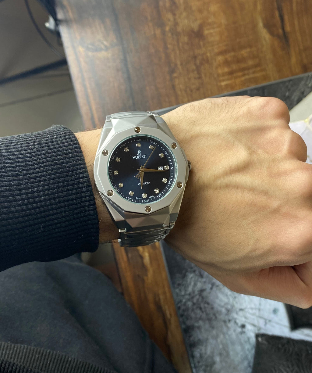 Hublot Classic Fusion Sapphire Blue Diamond Edition – Precision Quartz Luxury