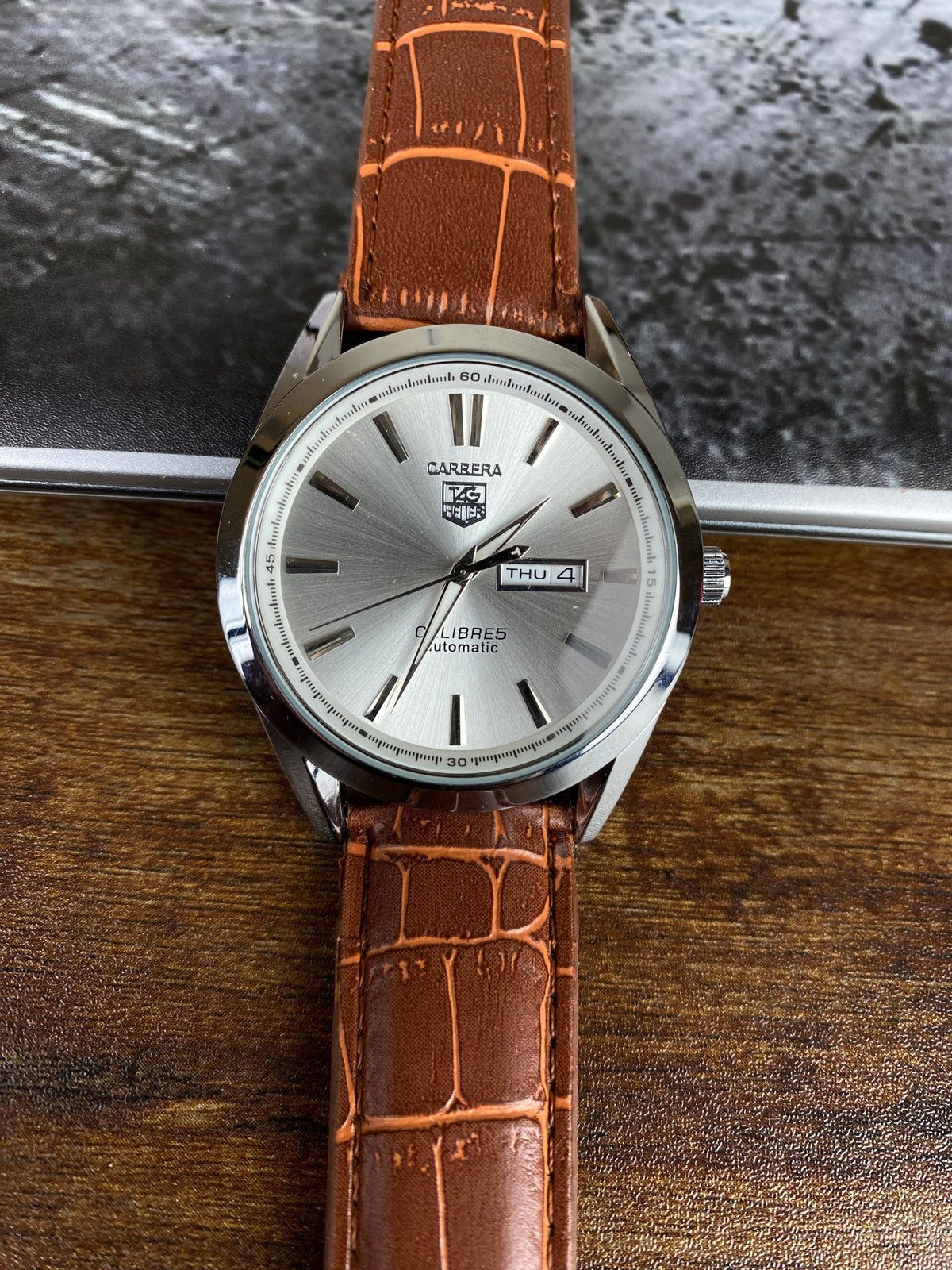 TAG Heuer Carrera Calibre 5 Day-Date Automatic – Silver Dial Brown Leather Edition
