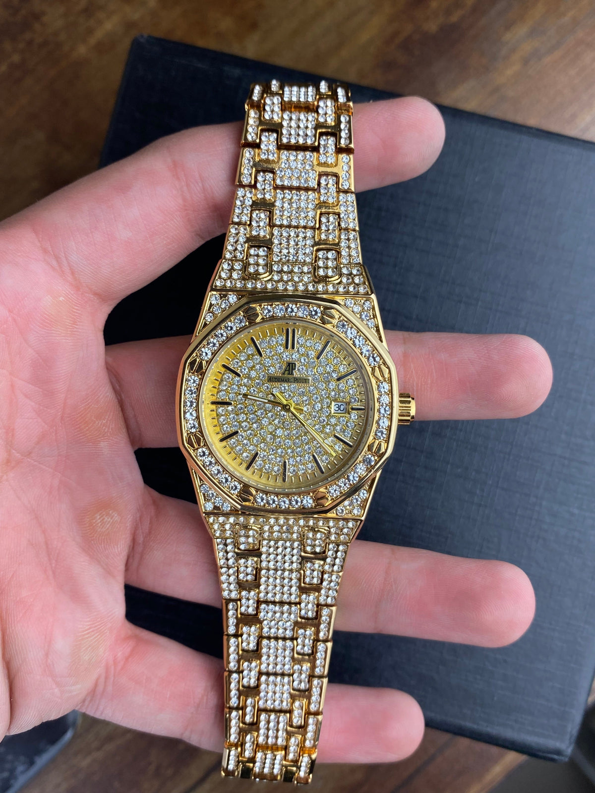AP Royal Gold Diamond Edition