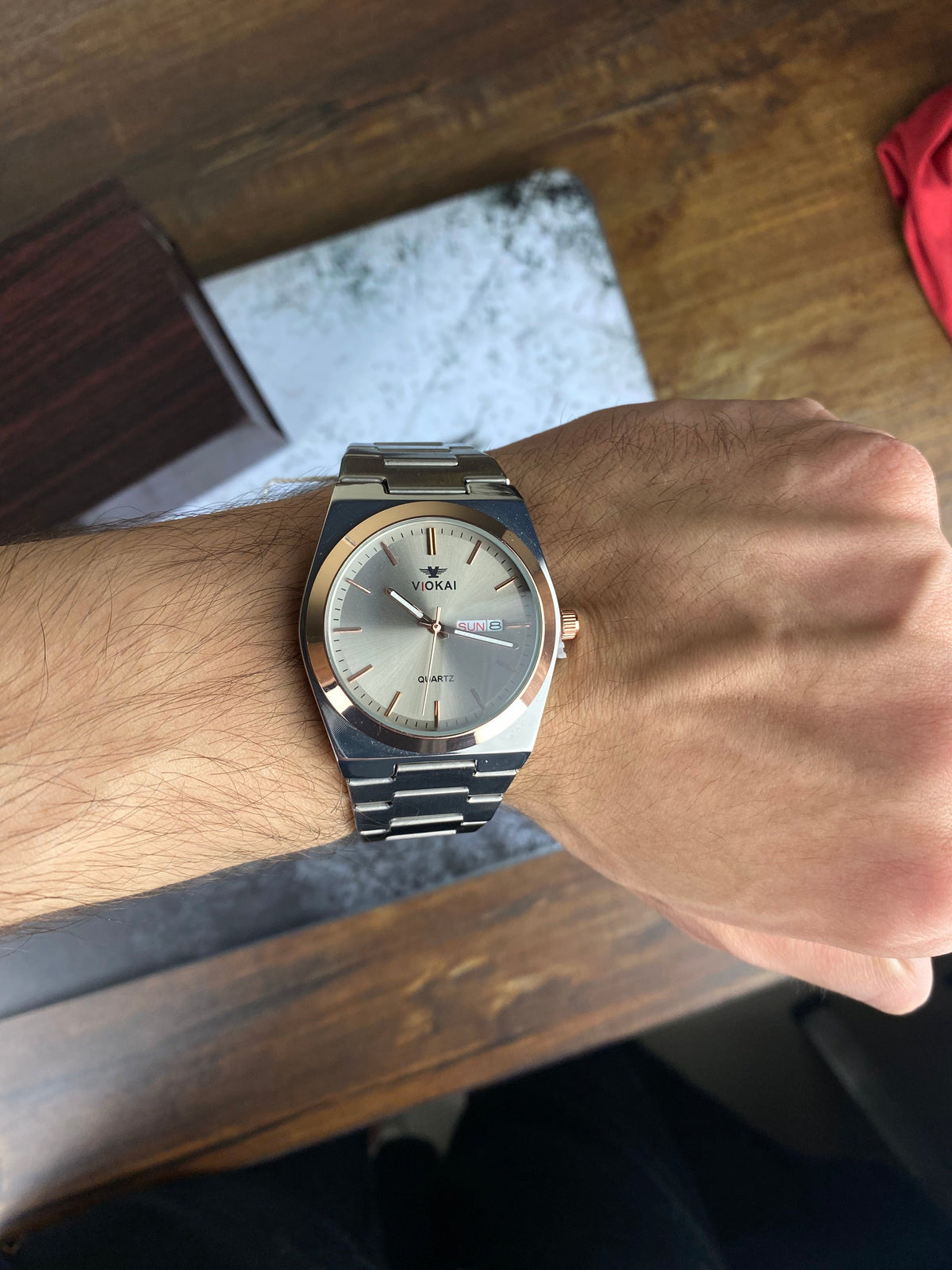 VIOKAI – Classic Champagne Elegance Dial