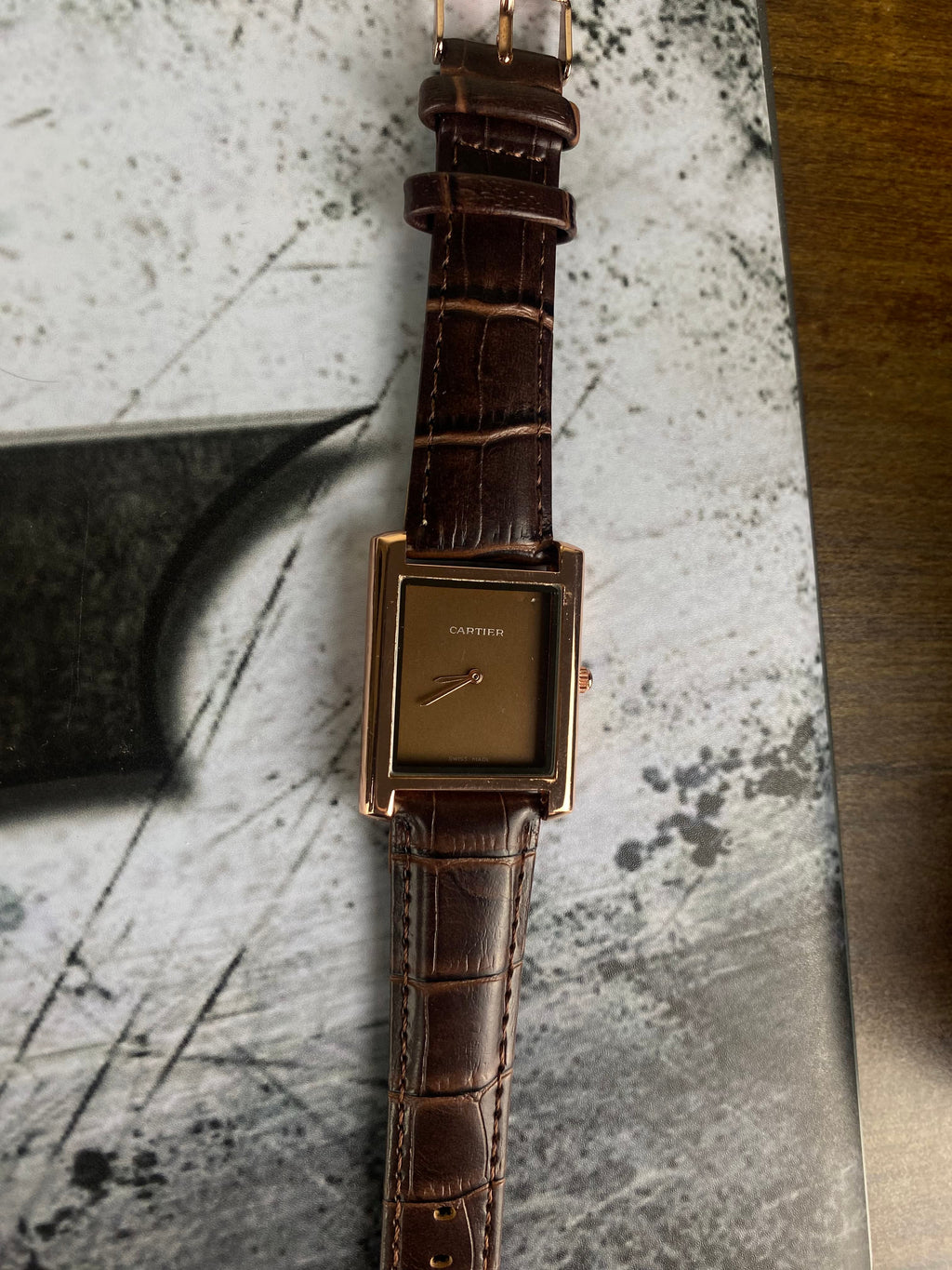⌚ CARTIER TANK HERITAGE – BROWN DIAL ROSE GOLD EDITION